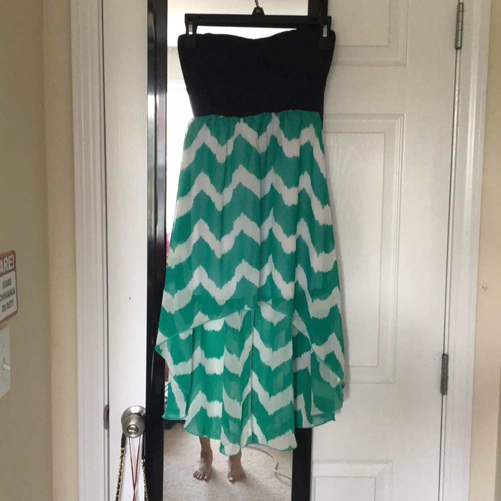Hi low dress, strapless